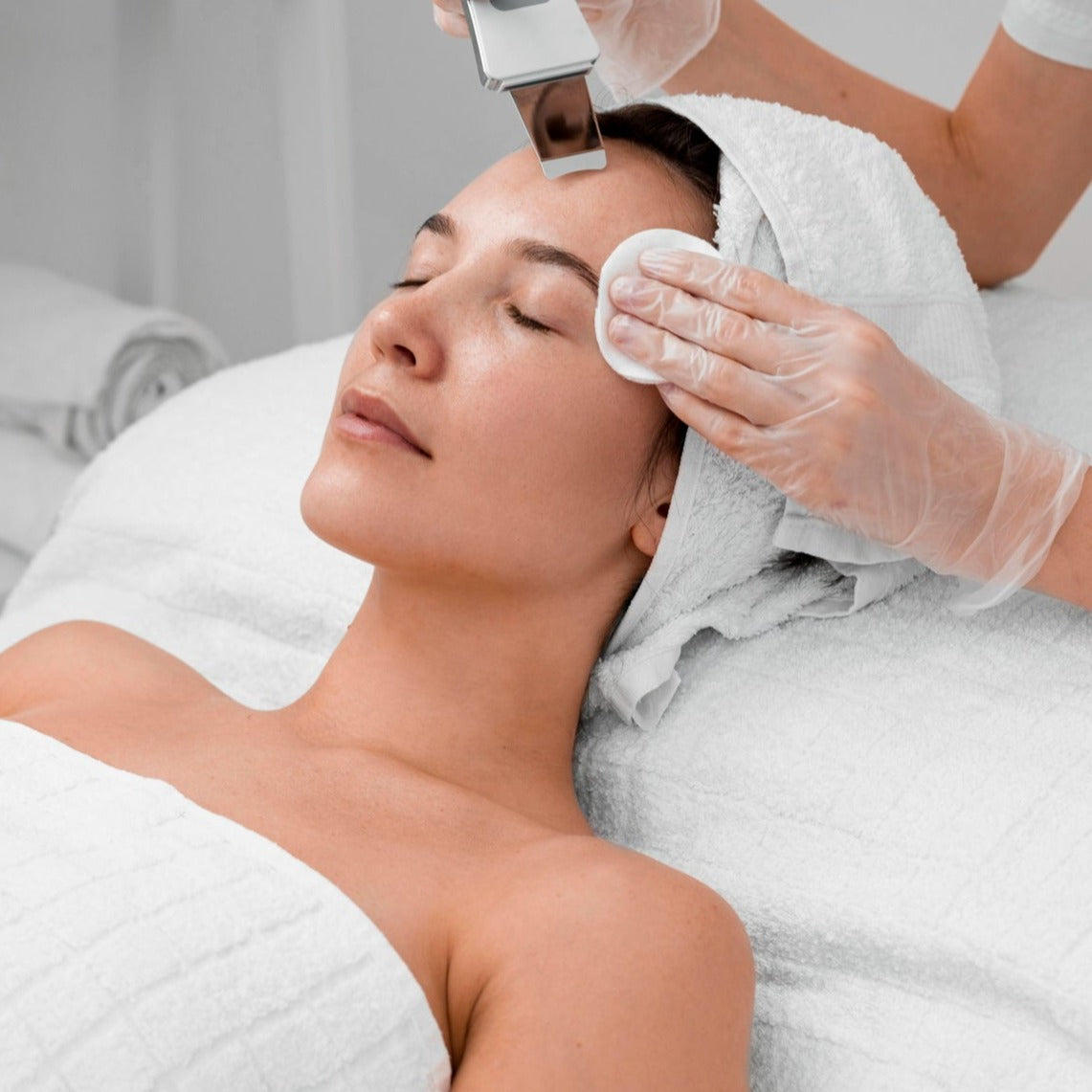 Ultrasonic Skin Scrubber - Skin Glam Tech™