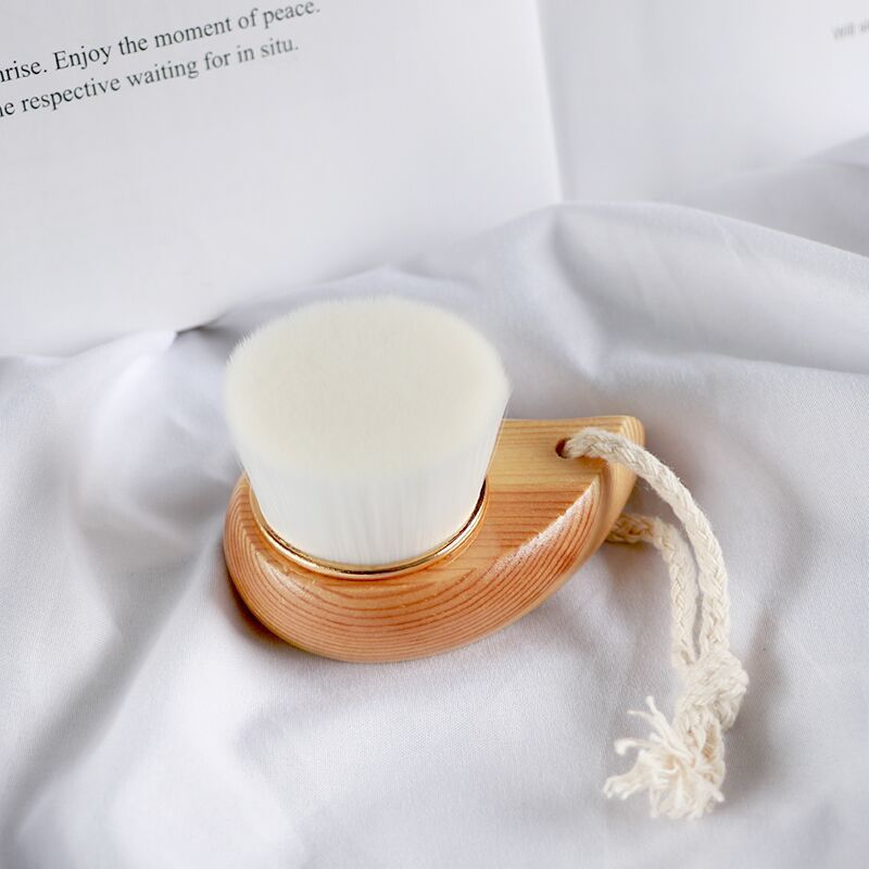 Wooden Manual Brush - Skin Glam Tech™